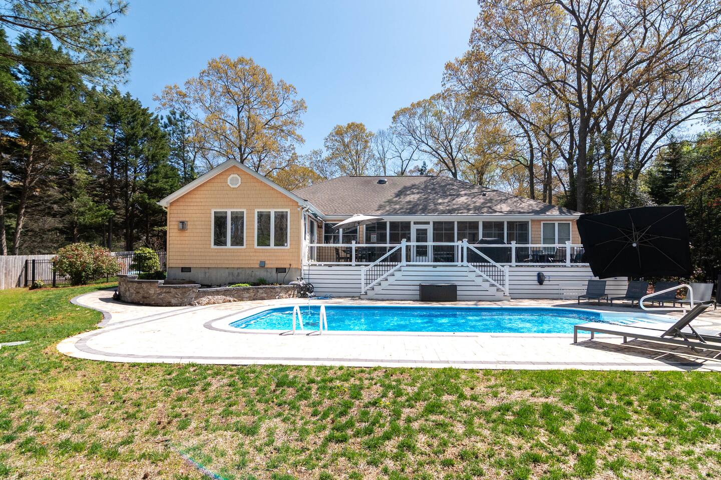 Foxhaven- Private Pool and Hot tub, Close to Beach photo 10