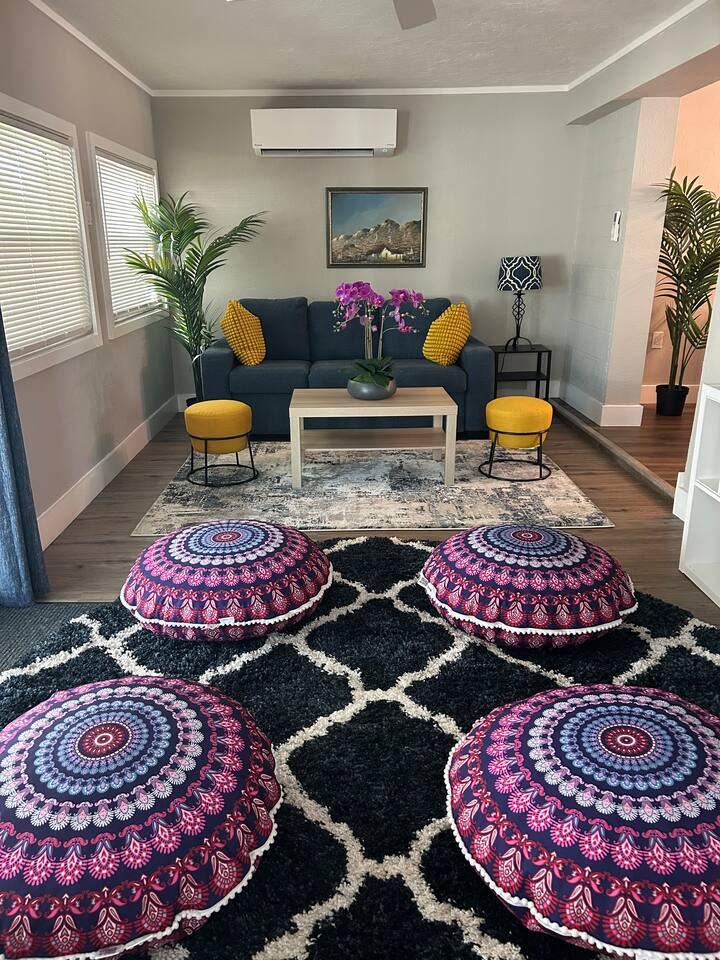 Siesta Key Oasis 8 minutes to Beach Kg; Qn FL Room