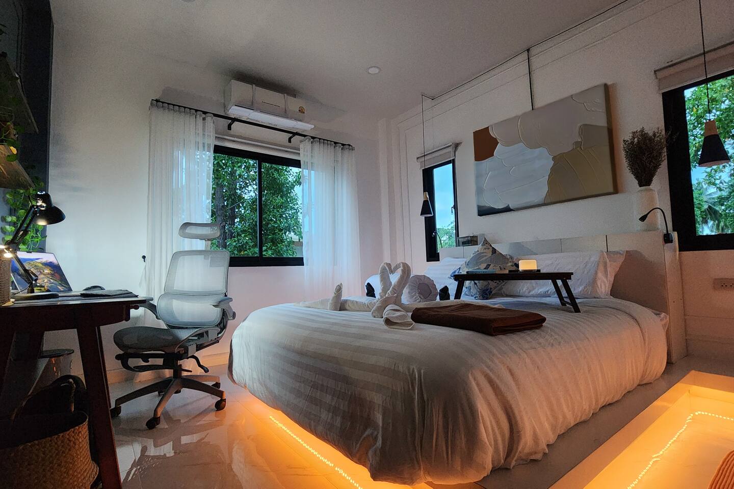 Zen Chic: Soft mattress, 10min beach, 1 Gbit Wifi