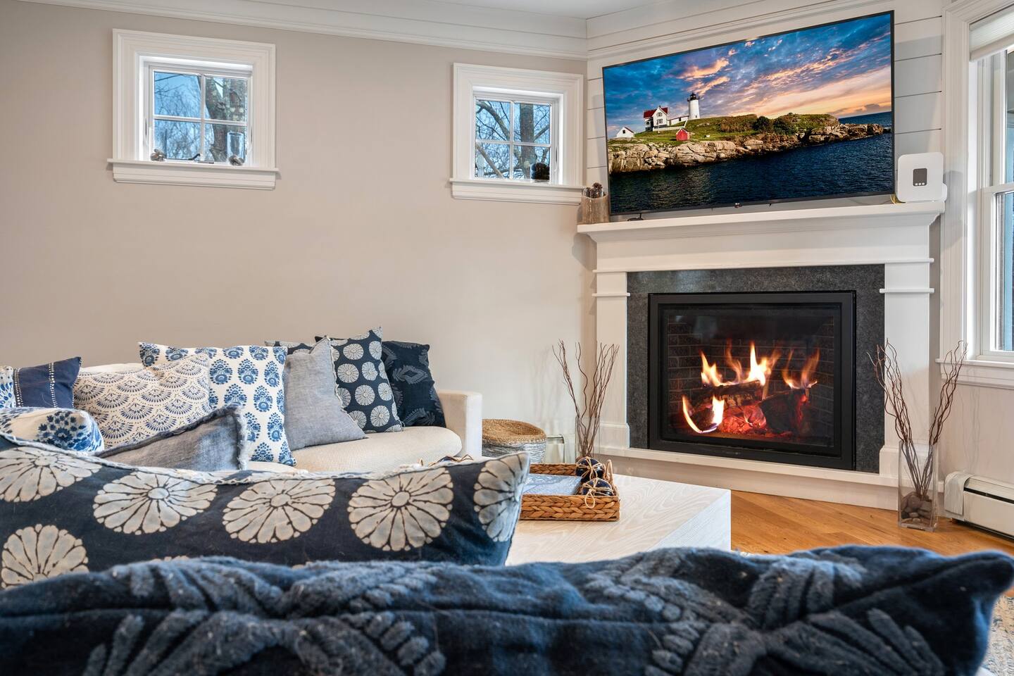 Lux 6BR | 5MinsToDockSquare | GuestHouse | FirePit