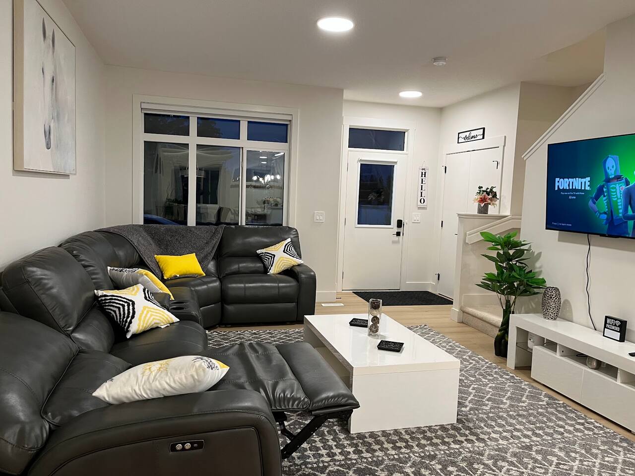 Luxurious Home in Cavanagh, AC,3 bd, sleep 8, BBQ