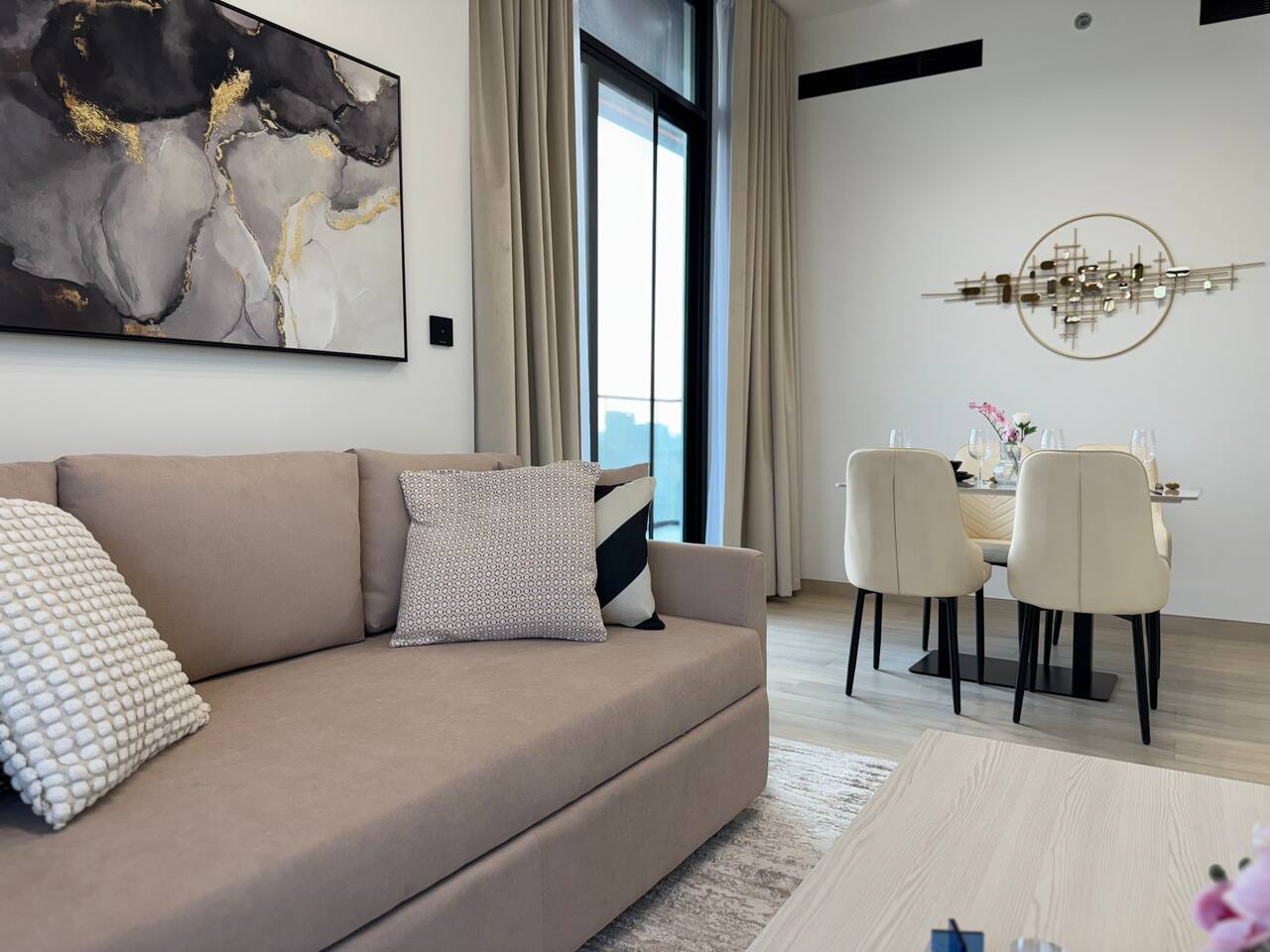 ASHRI HH Spacious Apartment in JVC, Binghatti Luna