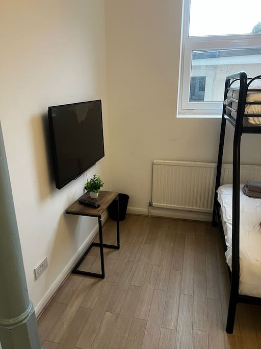Triple En-suit Room - Camberwell