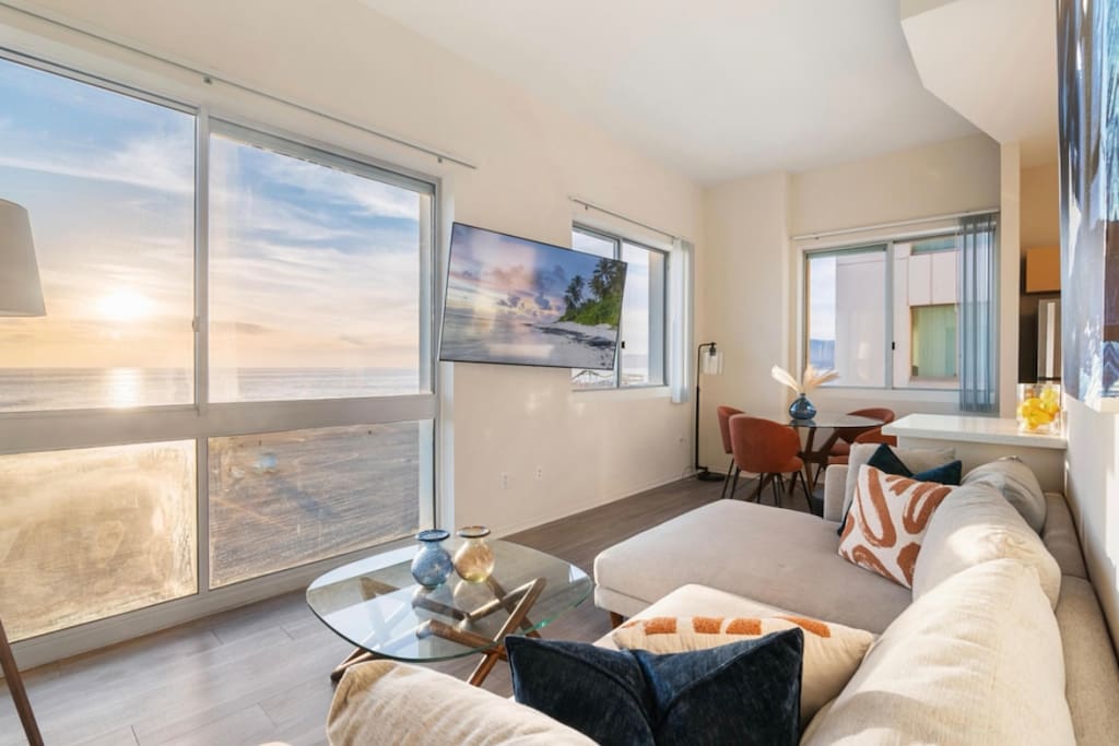 The Sunstone | Full Oceanview Right On The Sand