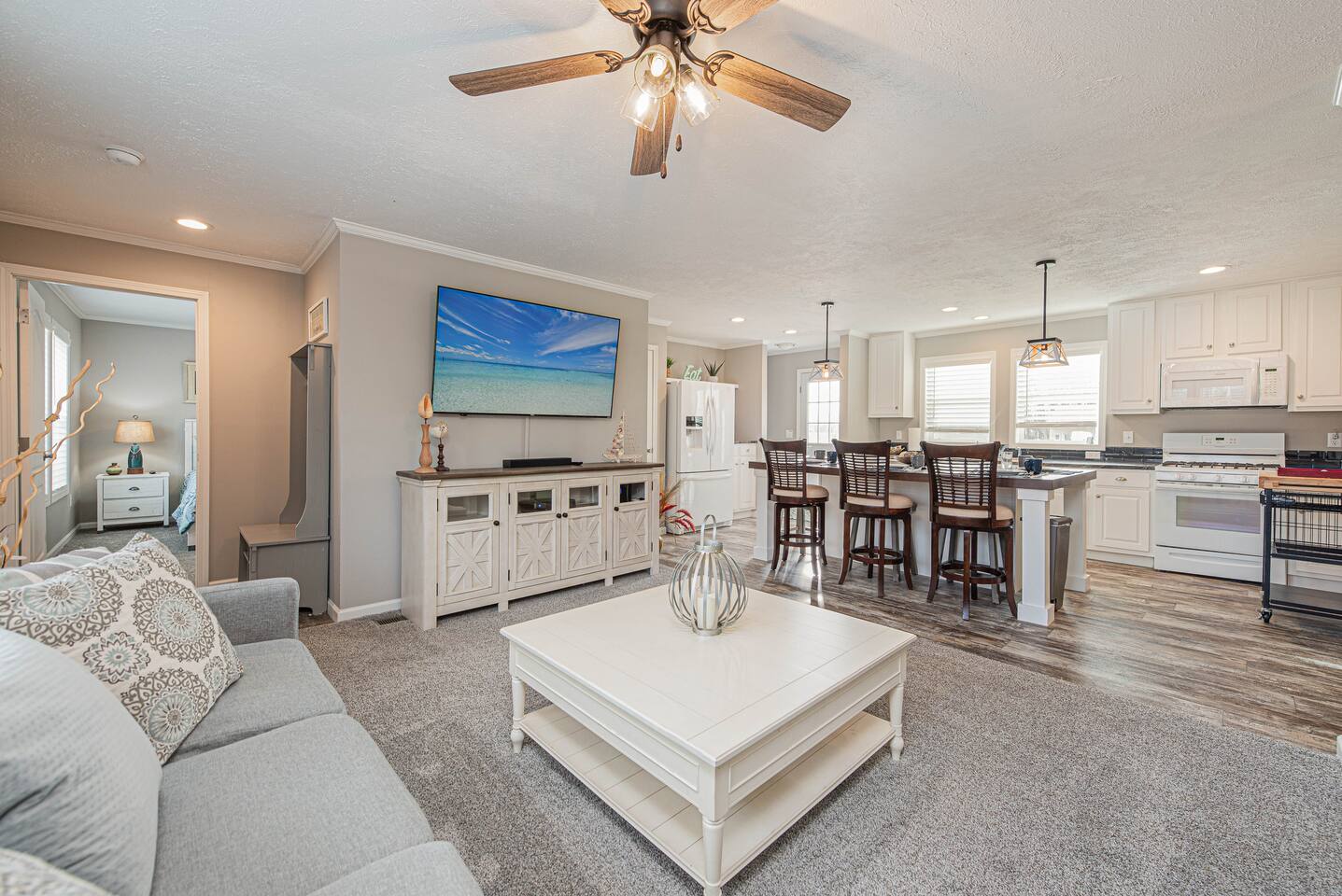 Coastal Cottage - 15 Mins to Beach + Bike Trail