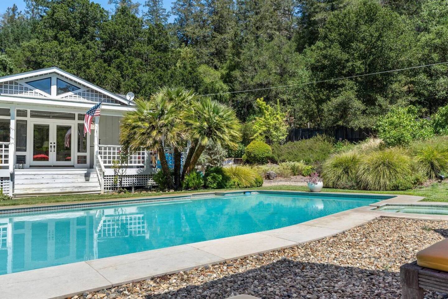 Take a splash with family and friends, and show off your best swimming style in the crystal-clear pool. Fun memories awaits!