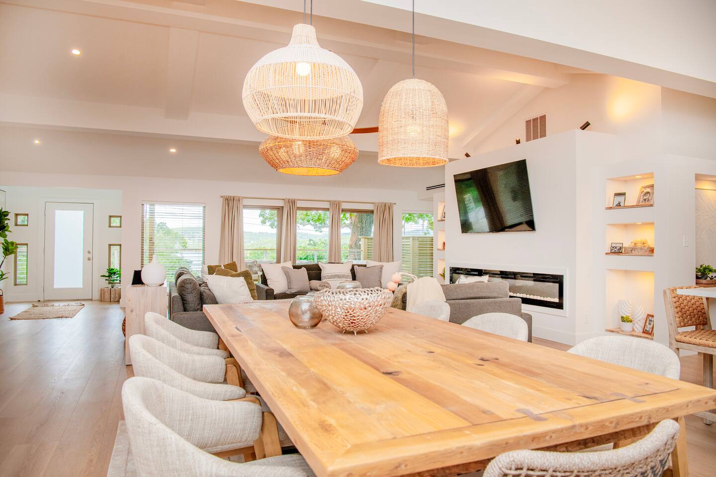 Lake Views + Firepit | Near Silver Dollar City