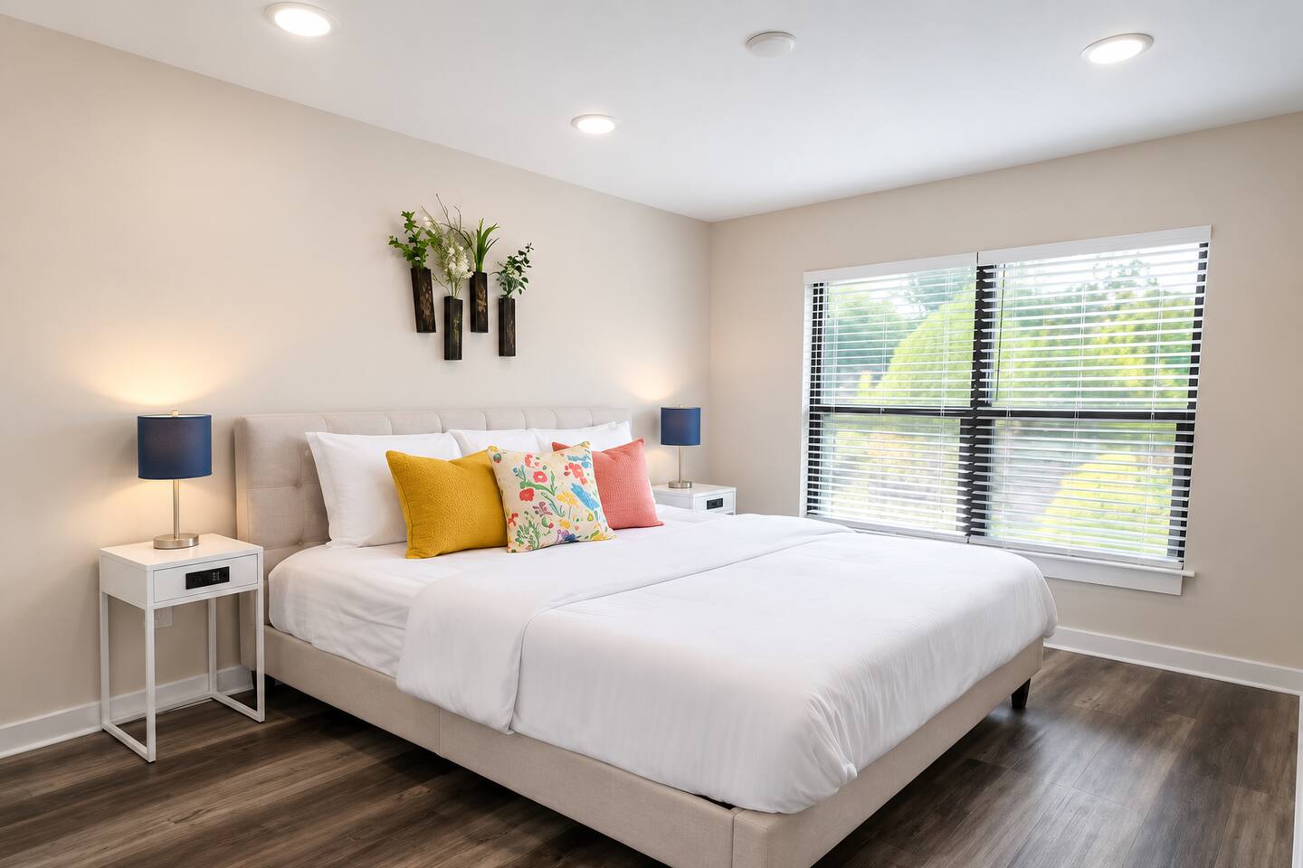 Bright and Cozy Third Bedroom – Located in a quiet corner, this bedroom offers a peaceful retreat with natural lighting and plenty of space for personalization.