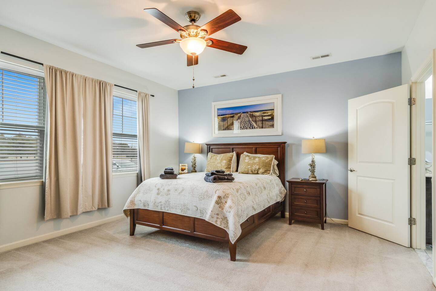 The Salty Seahorse-1st Floor, monthly available