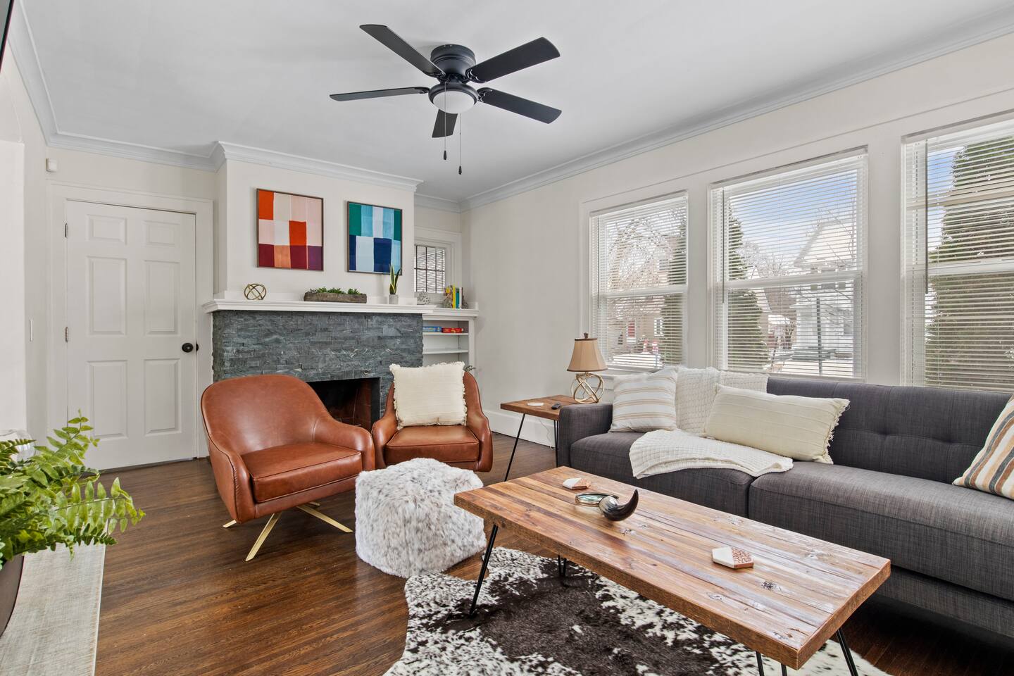 The Foxhole*3Bd*Updated*Fullhouse