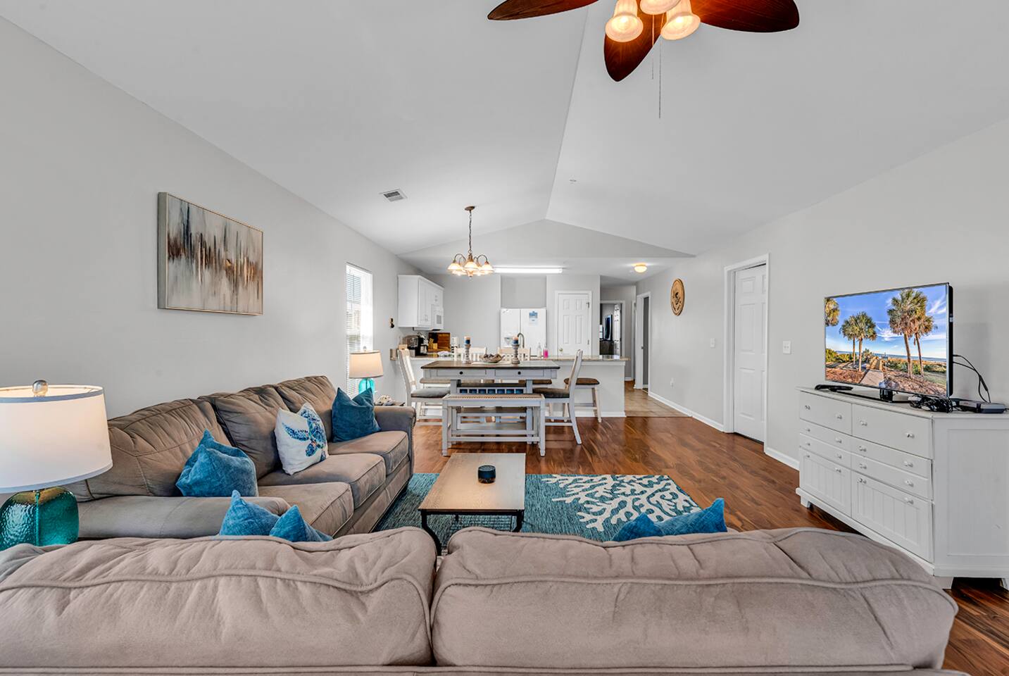 River Oaks Villa | Golf Views + Pool Access