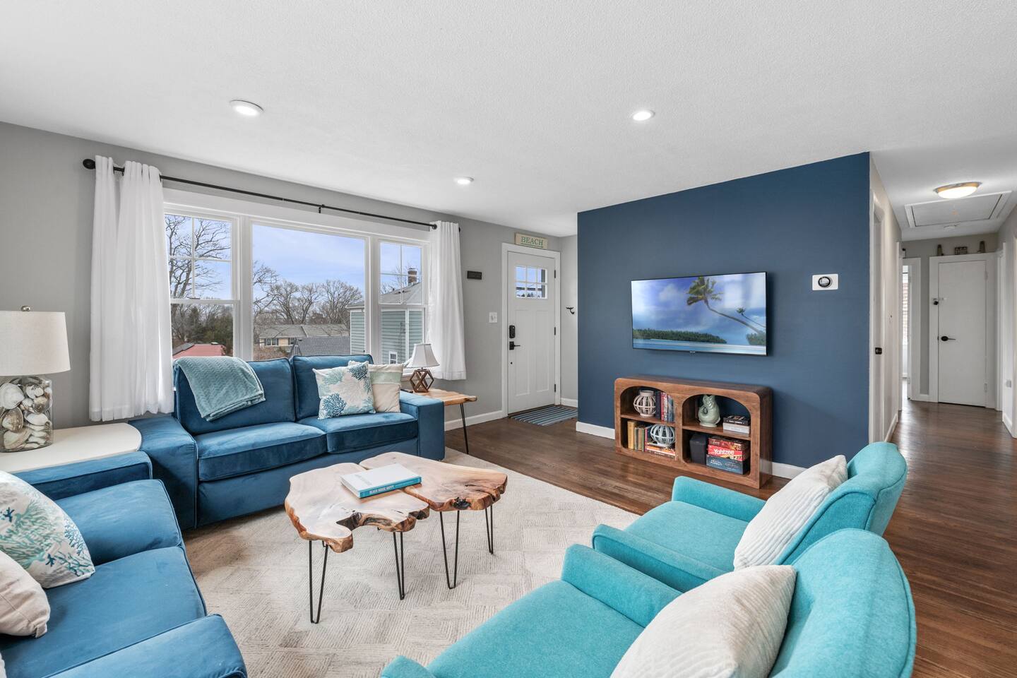 4BR Home | Walk to Beach & Downtown | Parking