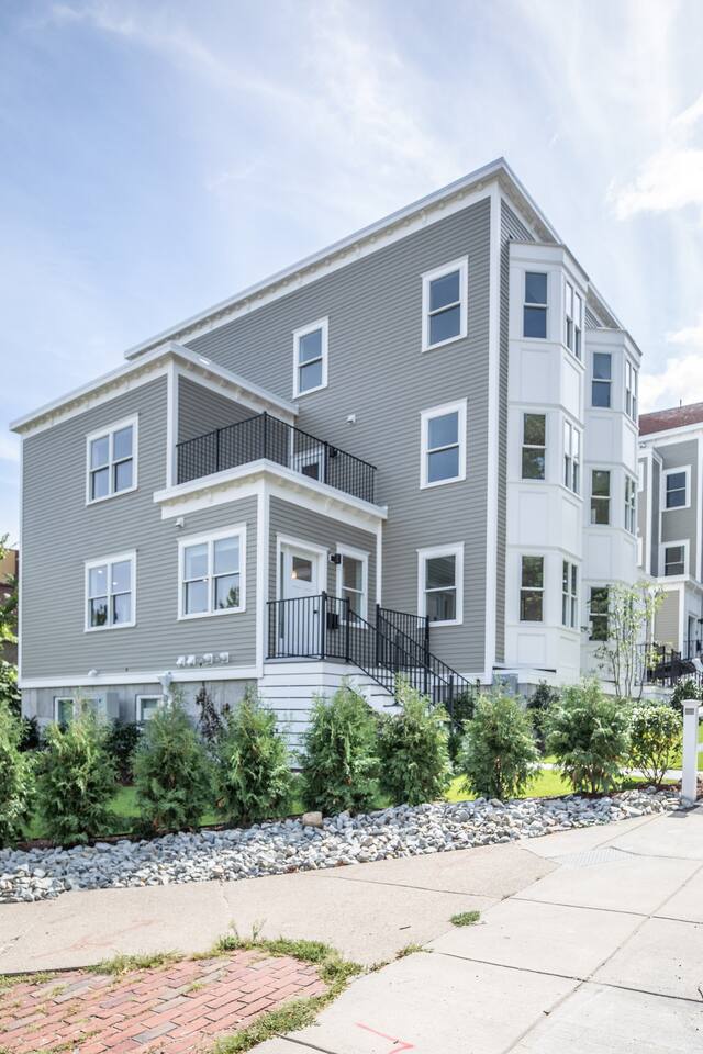 Property thumbnail 11