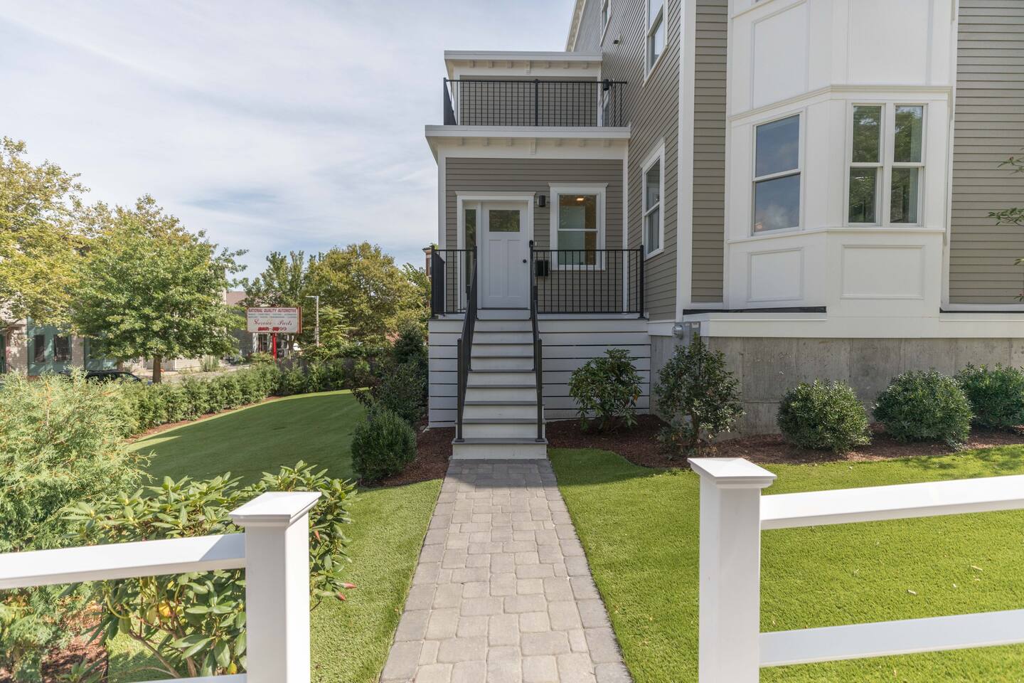 Property thumbnail 8