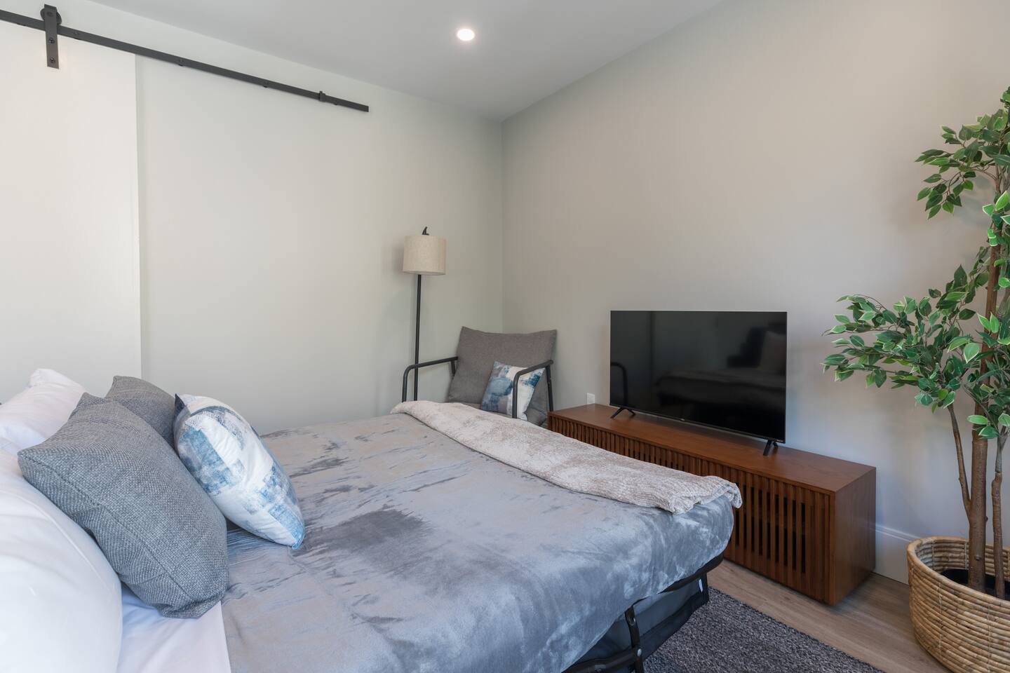 Property thumbnail 19