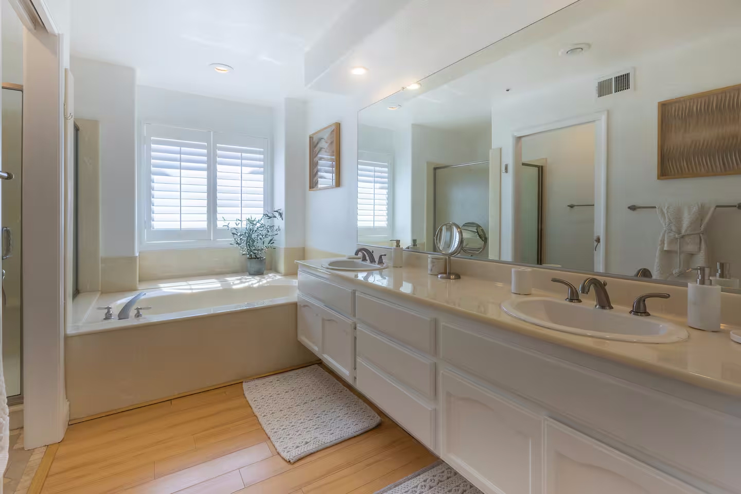 Hilltop Home with Private Pool and Spa