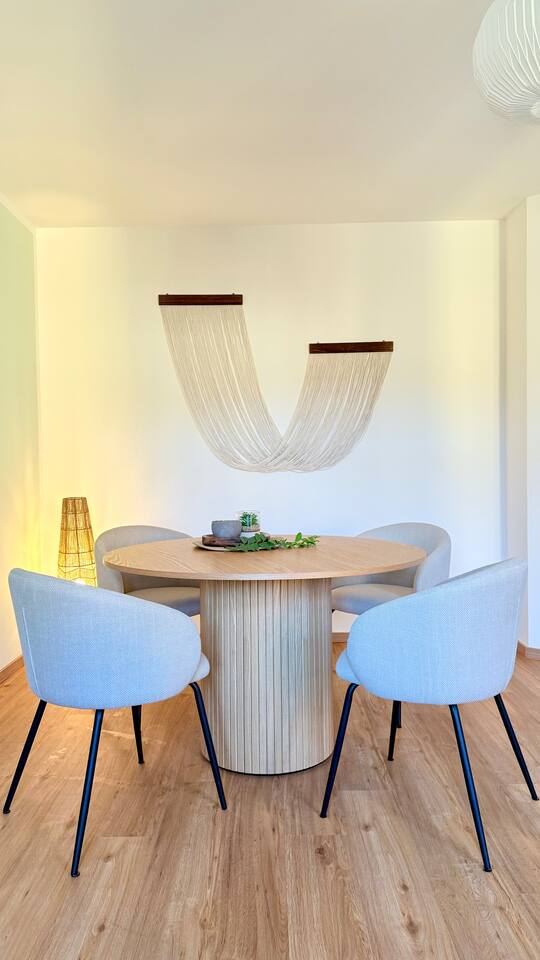 Stilvolle 2R Wohnung an der Elbe
