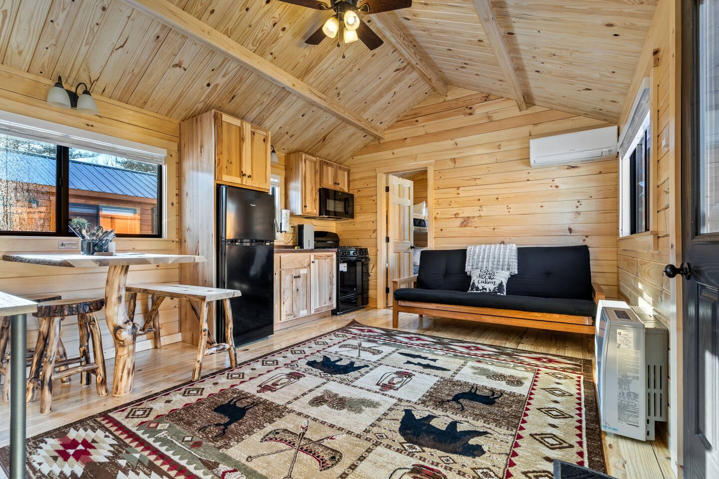 Cozy ski cabin #1, 2 bedroom