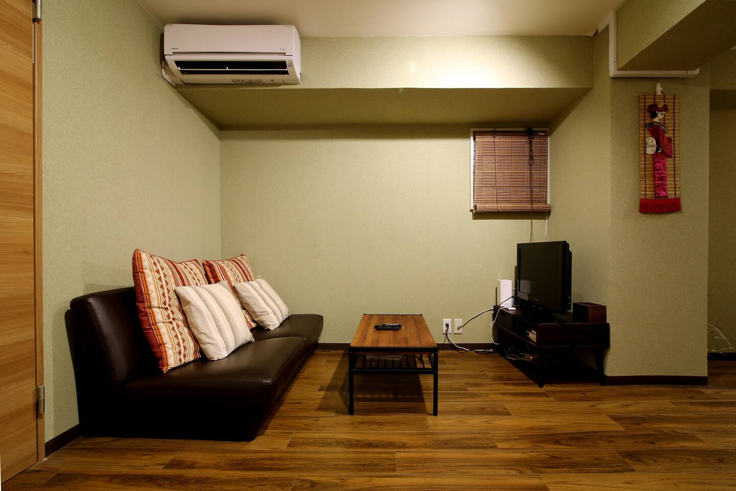 5min to Station/Best Value 2BR Sleep 6/Quiet Area