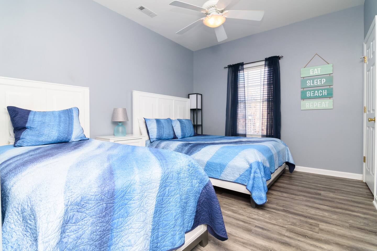 Beach Escape - 2BR Relaxing Condo w Pool photo 2