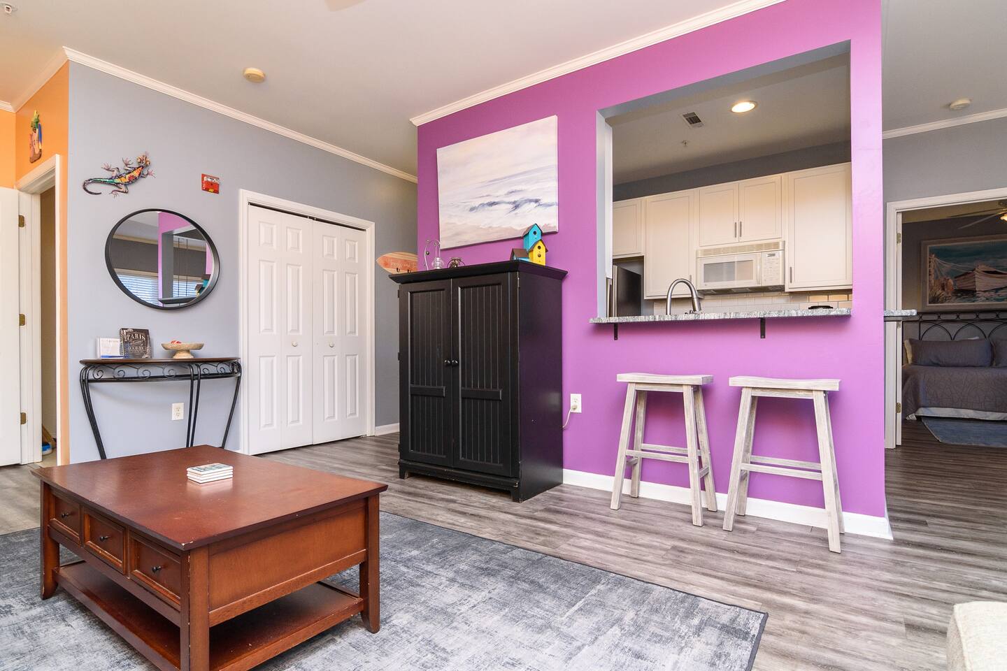 Beach Escape - 2BR Relaxing Condo w Pool photo 6