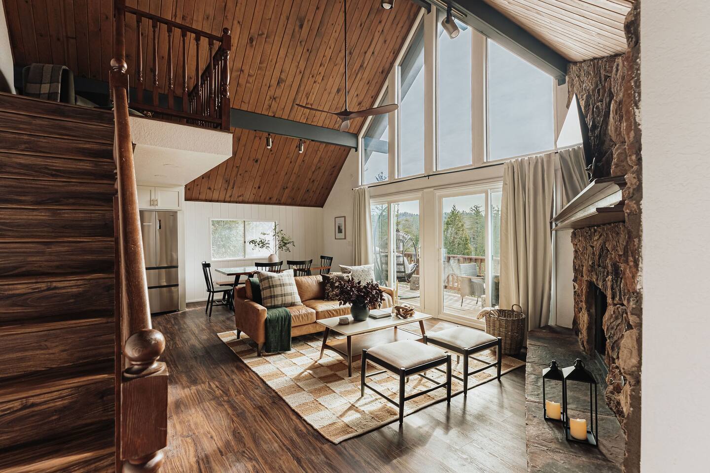 Renovated, Family-Friendly, Firepit, Lake Access