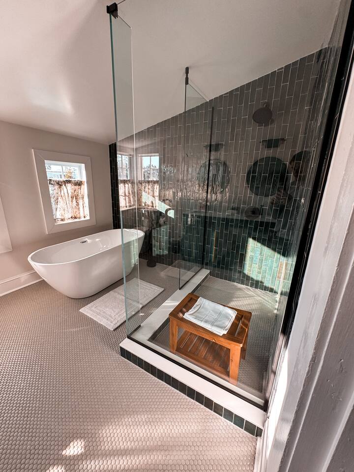 Walk to Downtown | Fire Pit | Pets + Free Parking