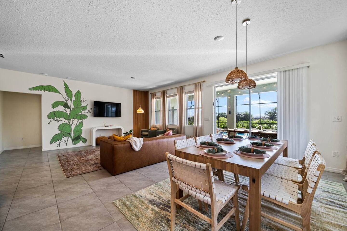 Pet-Friendly 7BR Home w Pool l 20-min from Disney — photo 4