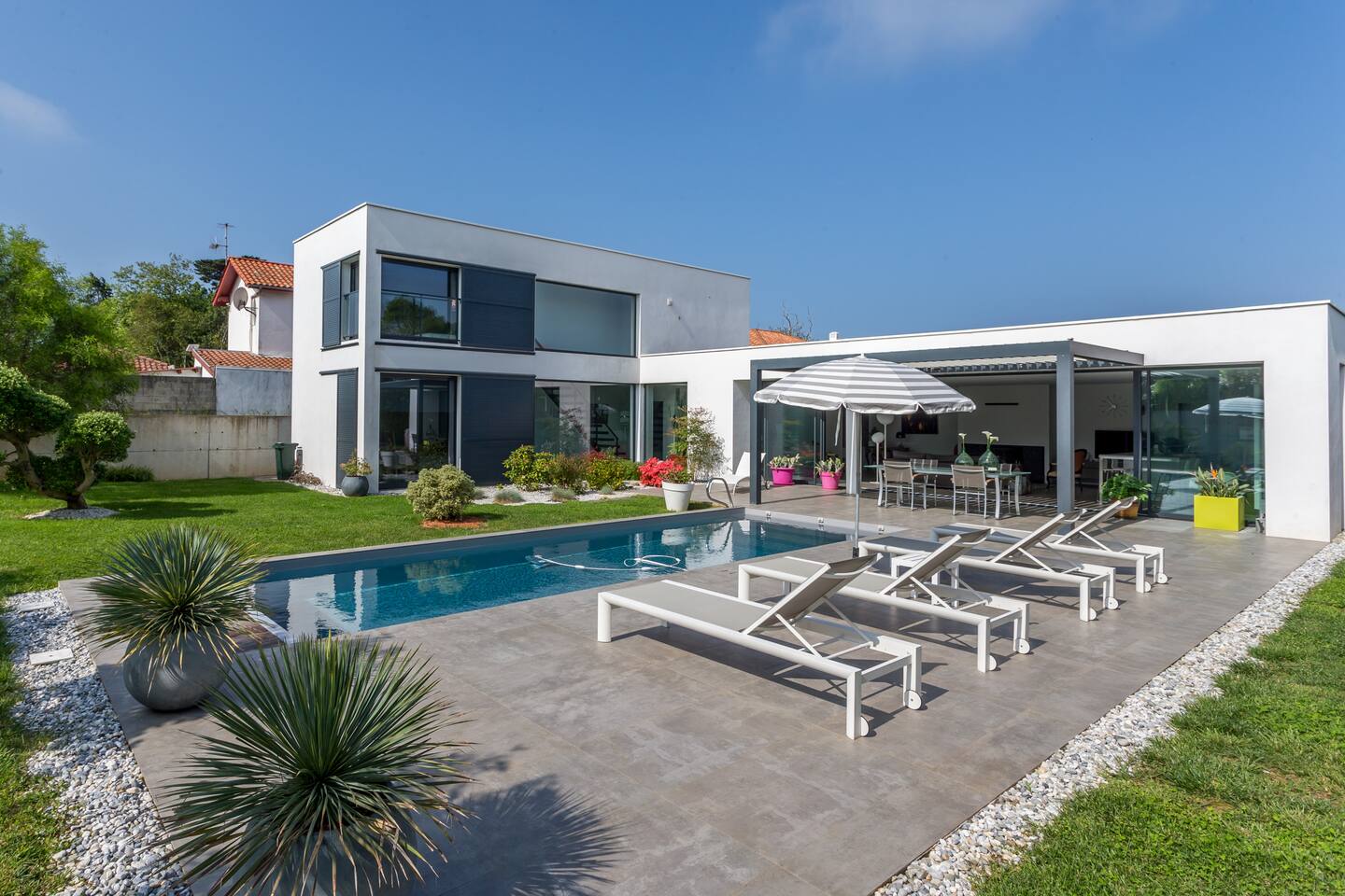 Villa d'exception à Biarritz avec piscine - Holiday Home