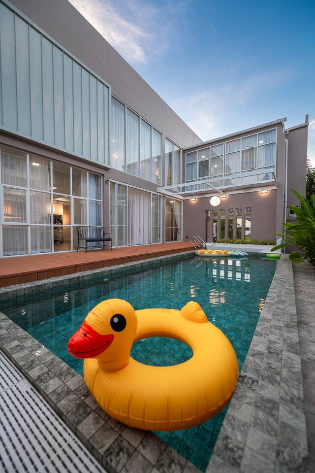 Emeralda Pool Villa | Daily Maid | BBQ | Karaoke