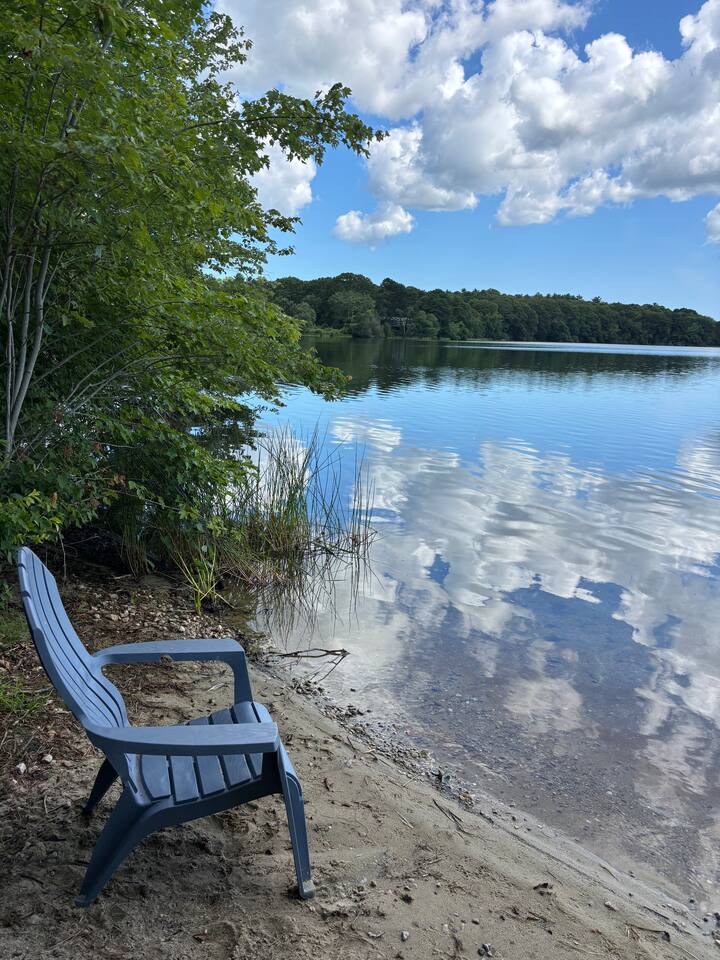 Lakefront Stunning Cape Cod Views w Private Beach