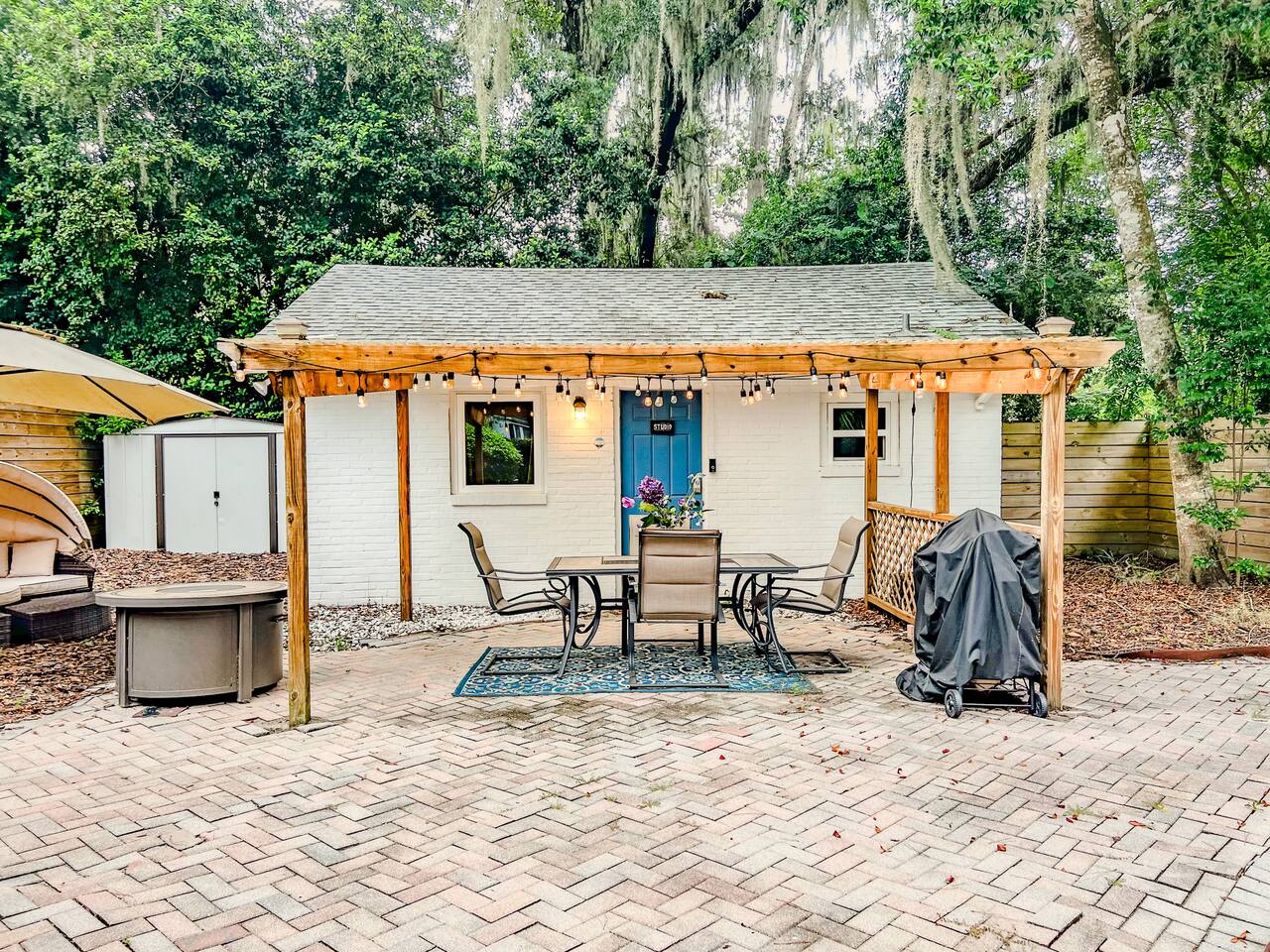 Studio 7 | Mid-Century Style Tiny Home | UF Shands