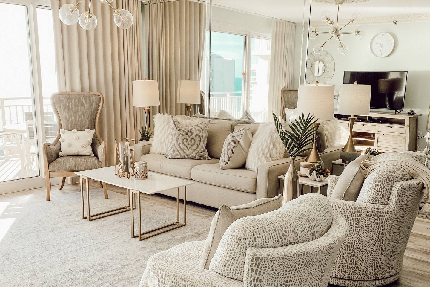 Beach Haven l Beautiful Lagoon Pool & Ocean View