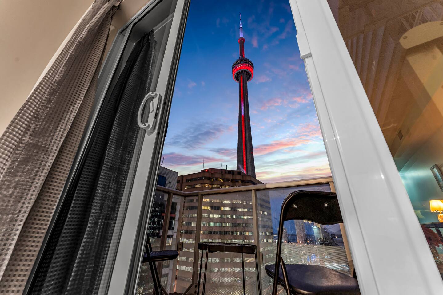 Luxury Apartment in heart of downtown