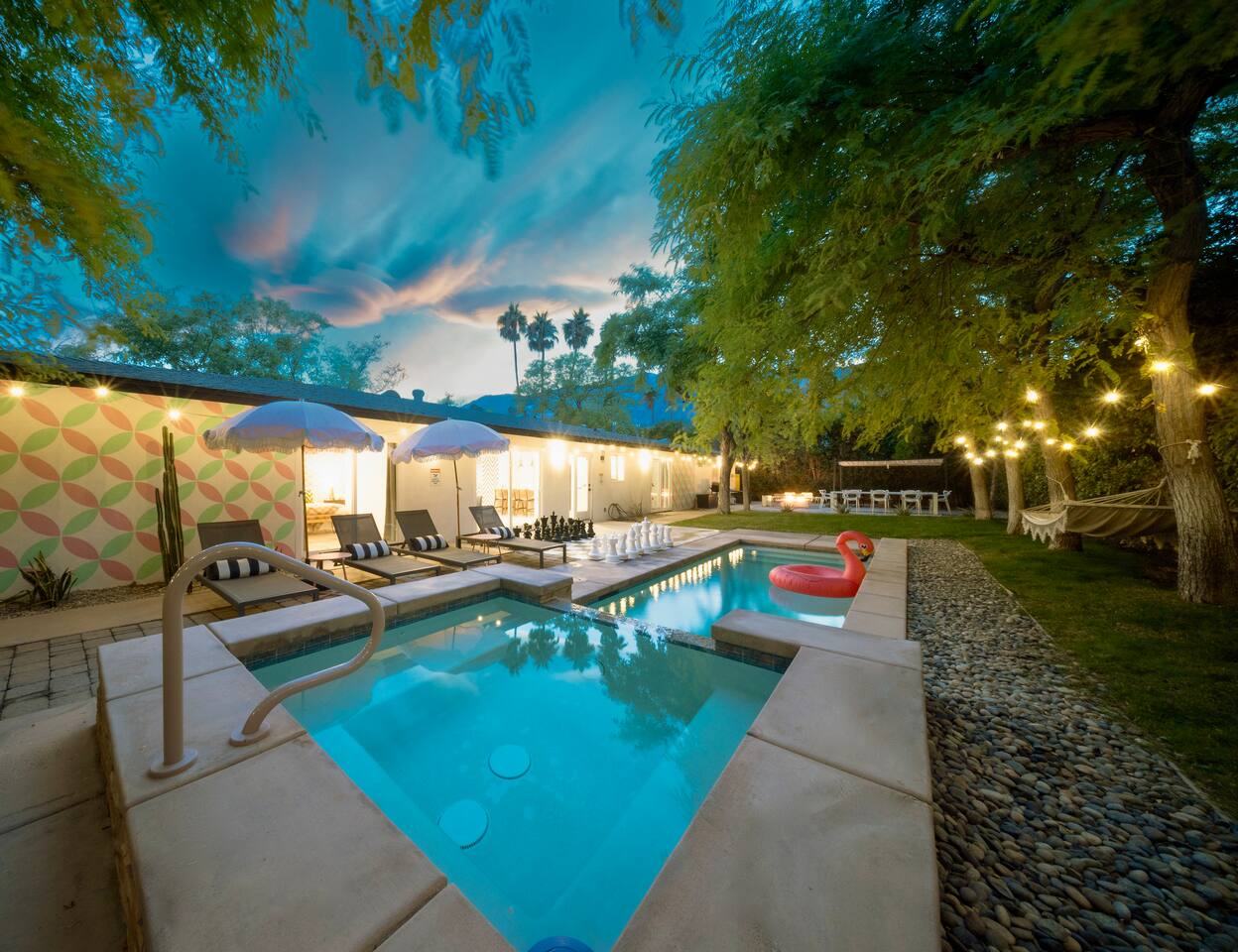 Desert Vibes Awaits You!