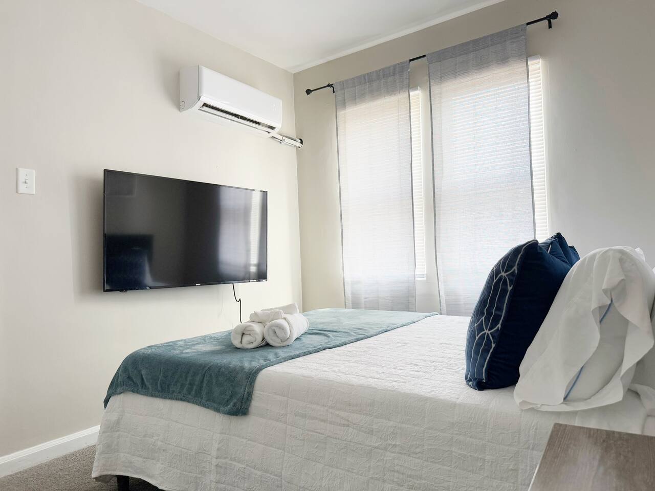 Riverside A3 | QUEEN 1BD/1BA Apt near River photo 2