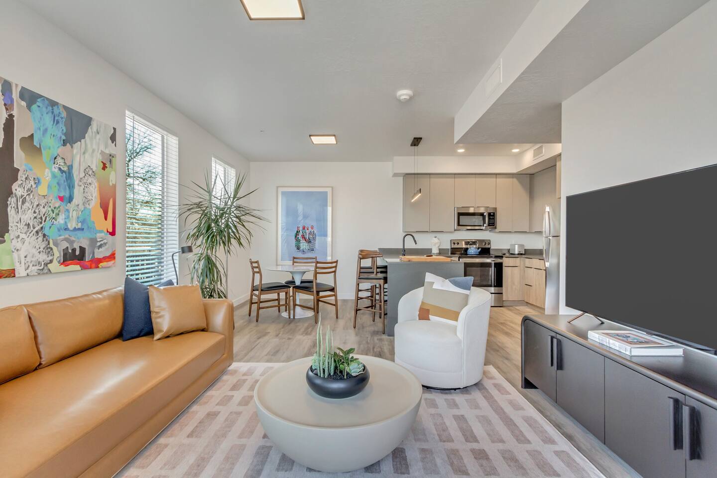 Sugarhood SLC ModernEast 3BR/2BA w/CoWorking Space