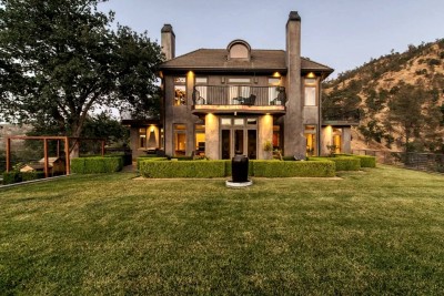 Spacious Luxurious Villa Overlooking Millerton Lake rental in Friant