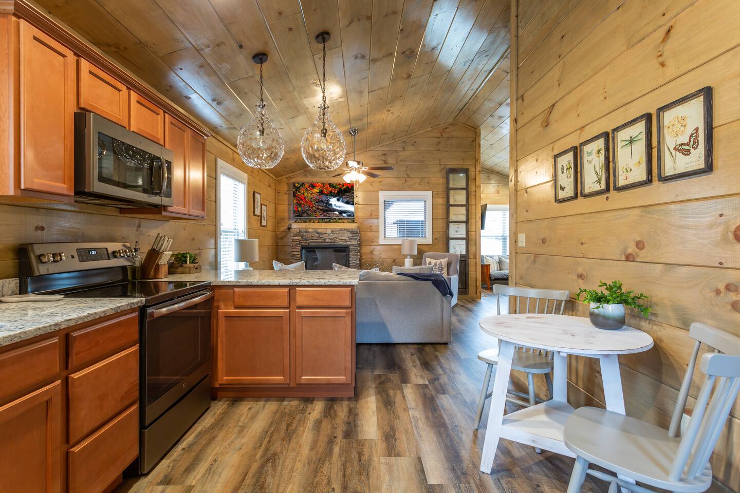 Luxury/prime location/Cottage/near Dollywood