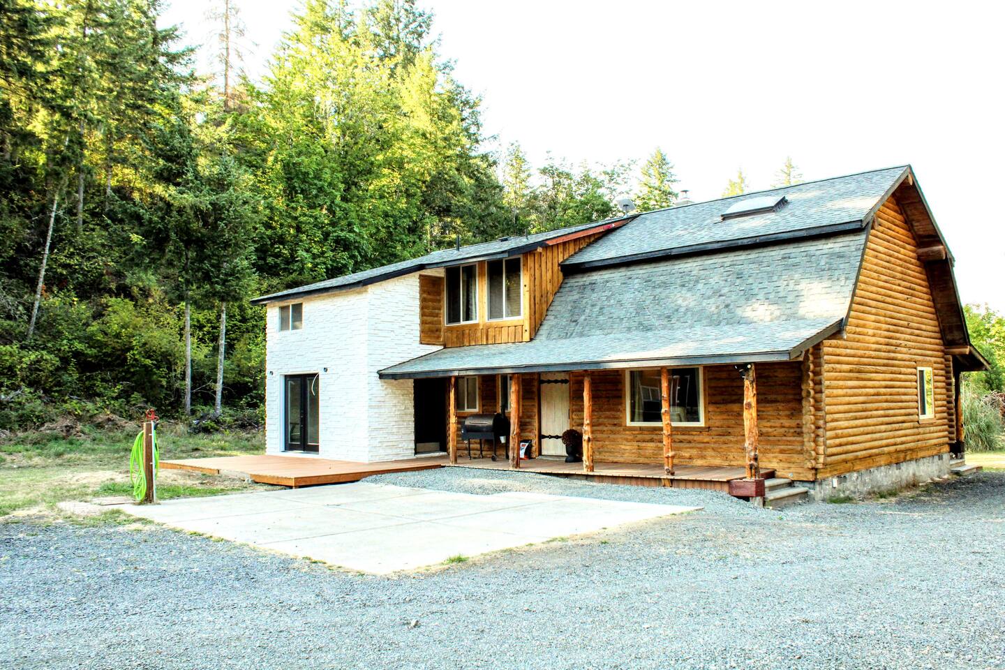Log Cabin with private pickleball court