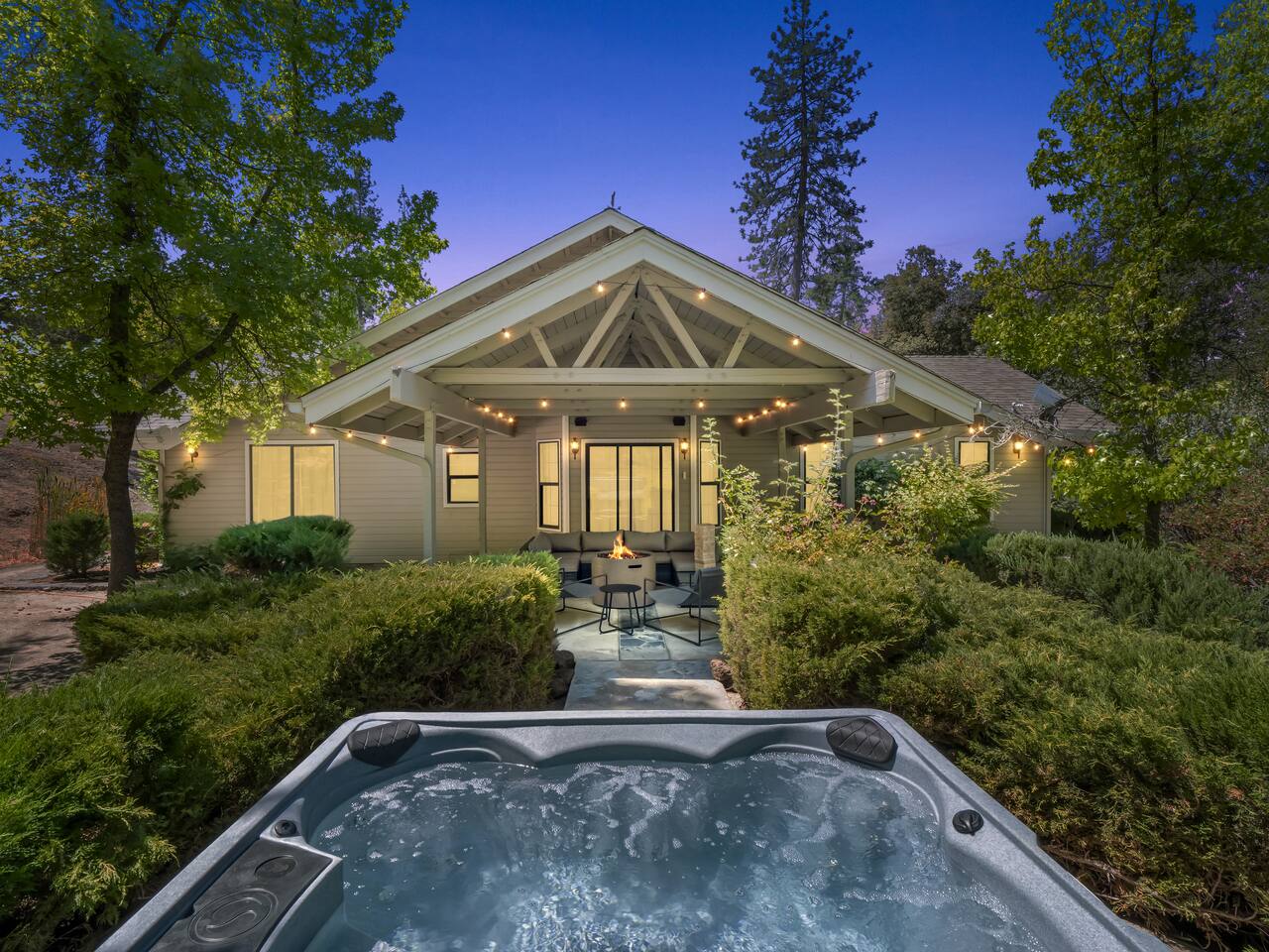 Sleeps 30 | Arcade | 3 Home Compound | Game Room