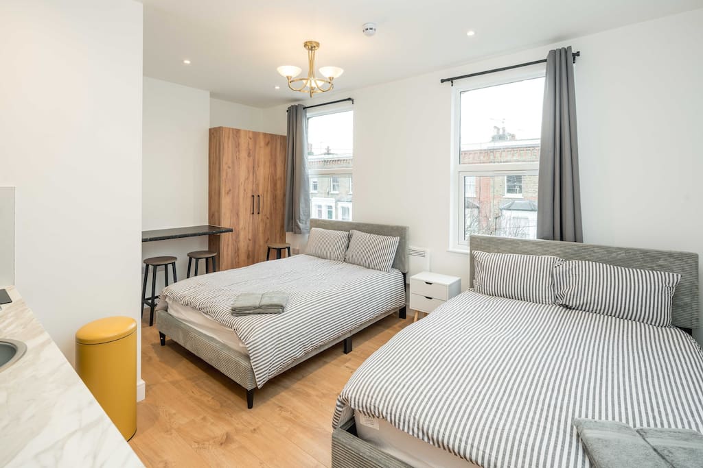 Deluxe Family Studio F6 - Maida Vale!