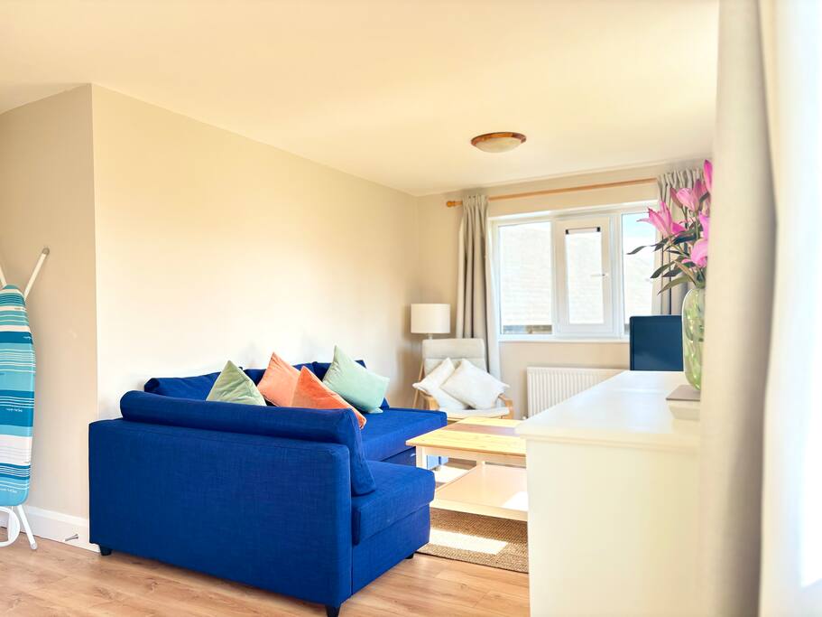 10- Oceanfront Gem Overlooking Cobh