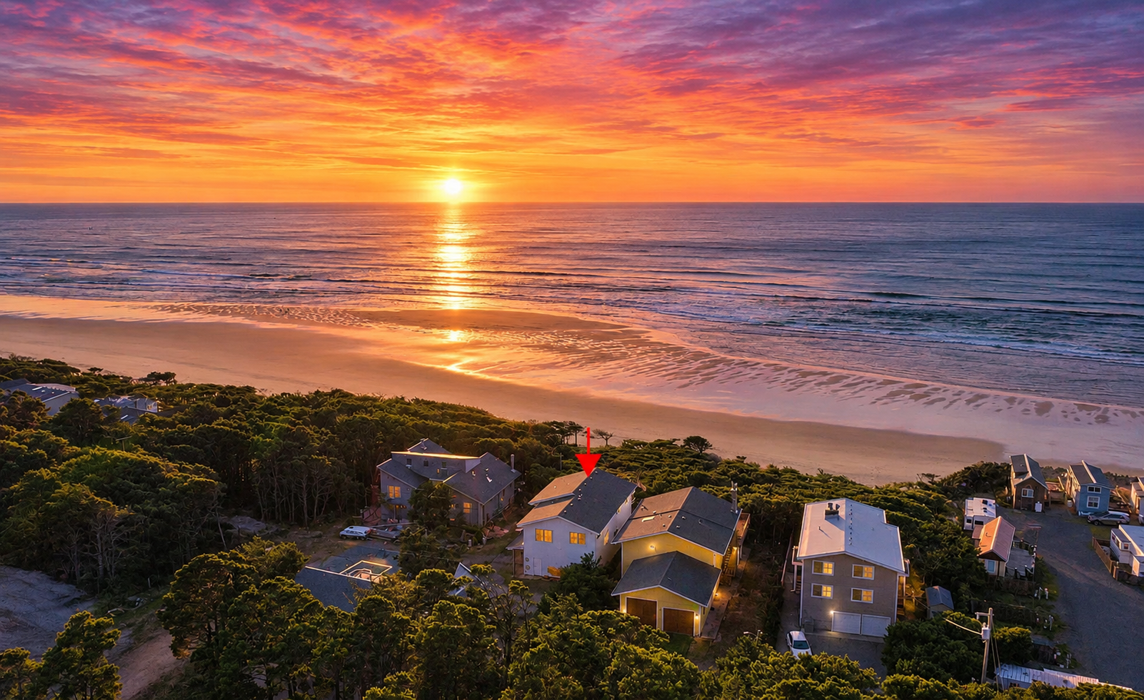 Oceanfront Entertainer | Views+Firepit+Dogs