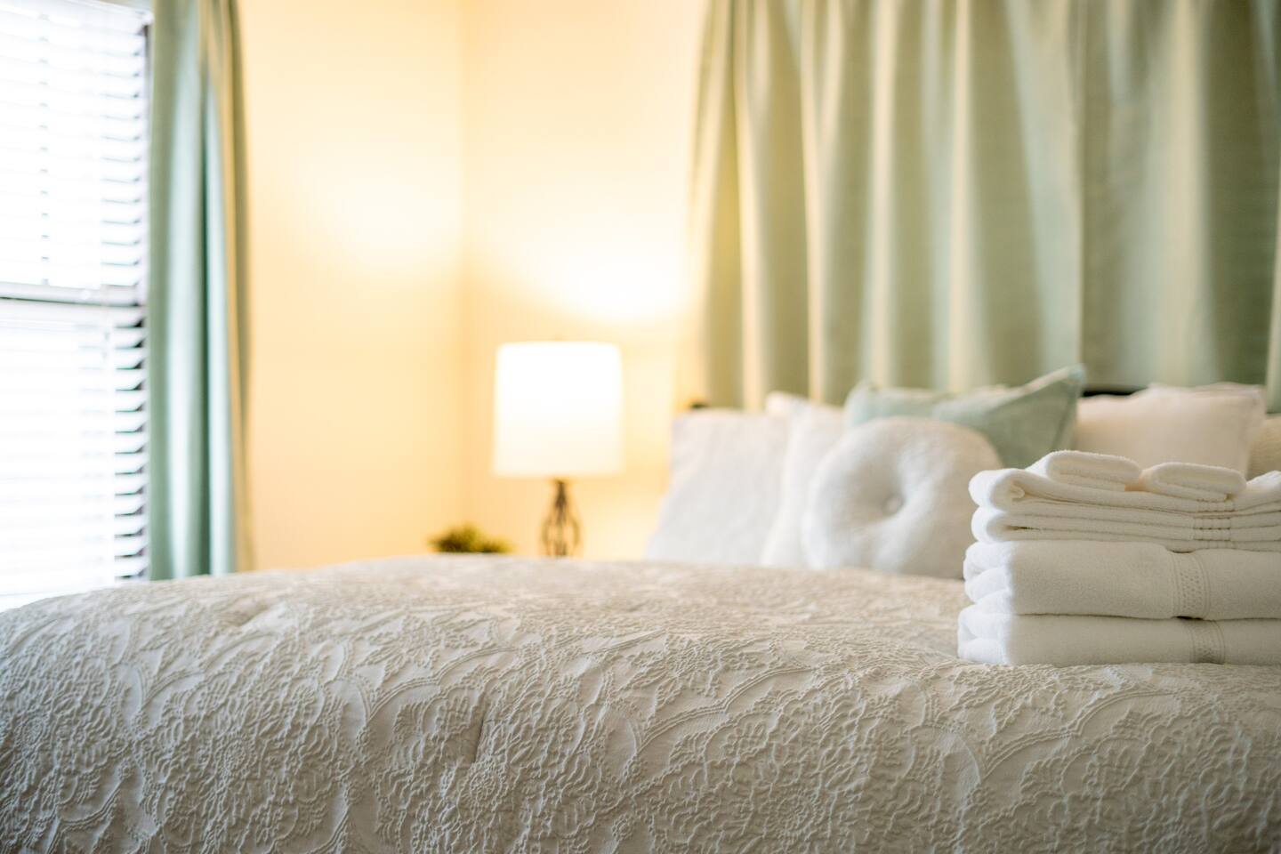 Walk to TU! Cozy Midtown Bungalow W/ Backyard