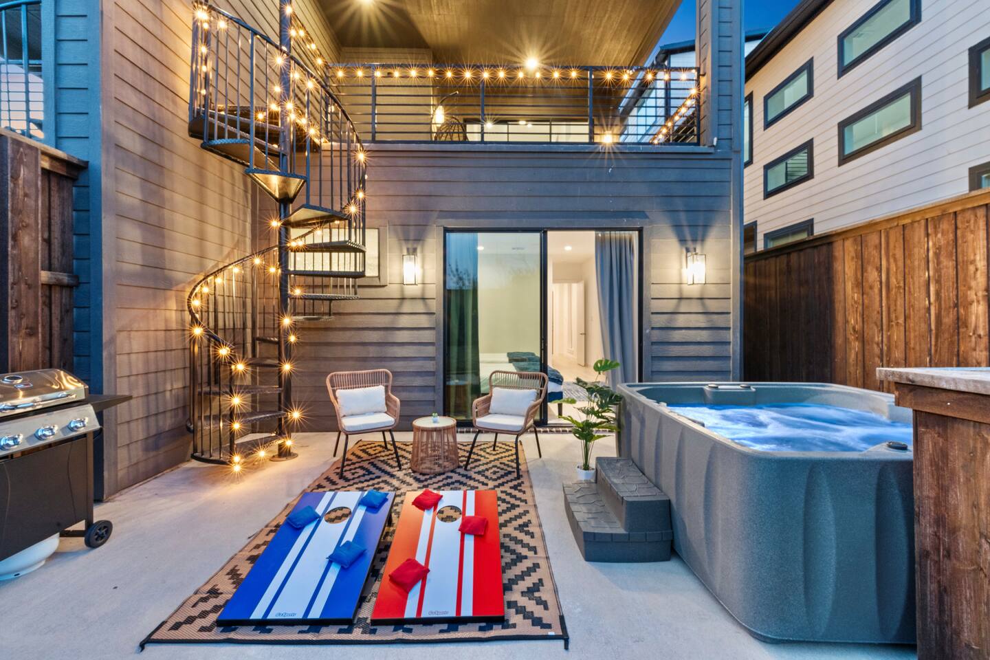 Lux 6BR Duplex Lofts | Hot Tub, Billiards, Balcony