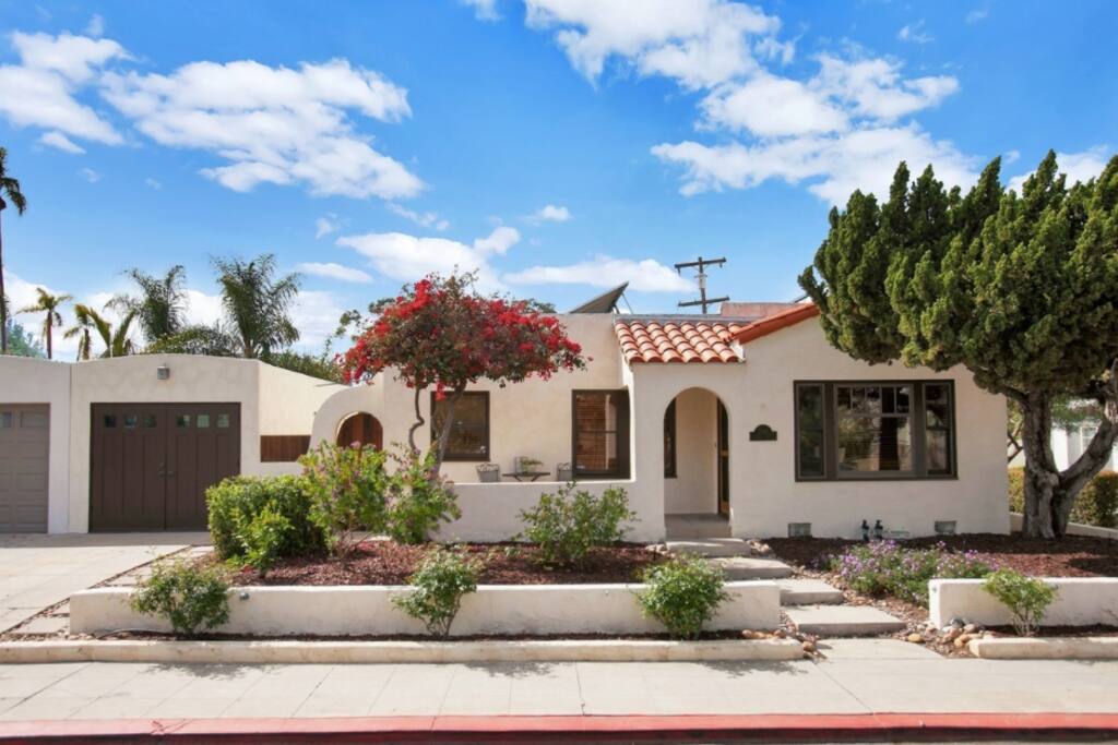 Spanish Escape | 3BR+ Casita | Sleeps 8 | Hot Tub