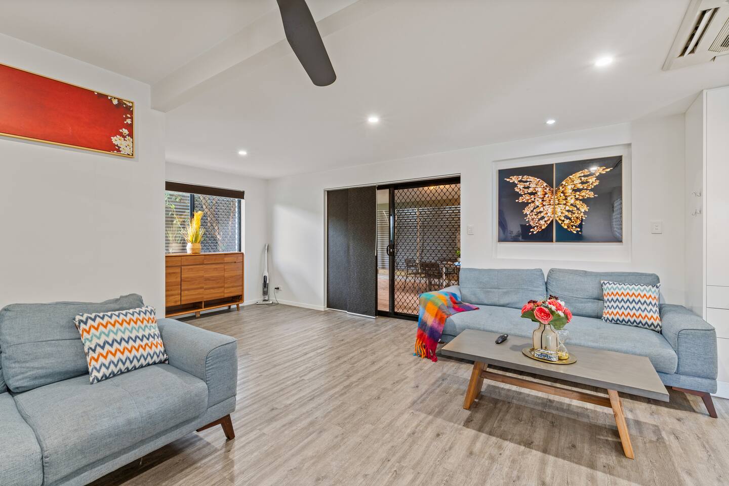 Spacious 4BR Home Near Sunnybank wModern Amenities