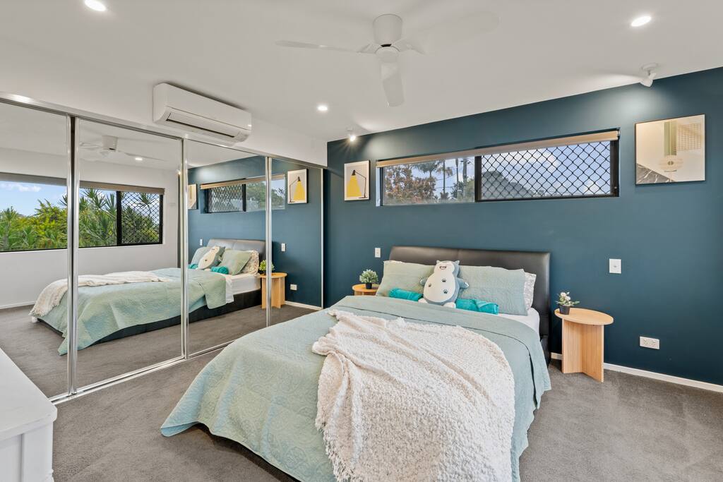 Spacious 4BR Home Near Sunnybank wModern Amenities