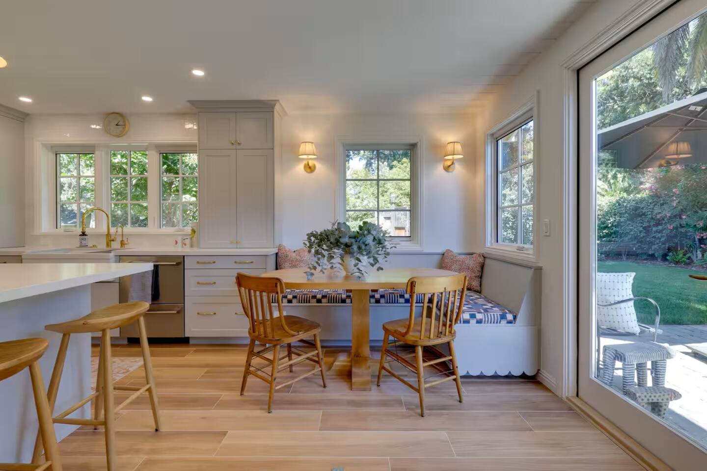 Start your day right—an extra dining table perfect for breakfast and morning coffee.